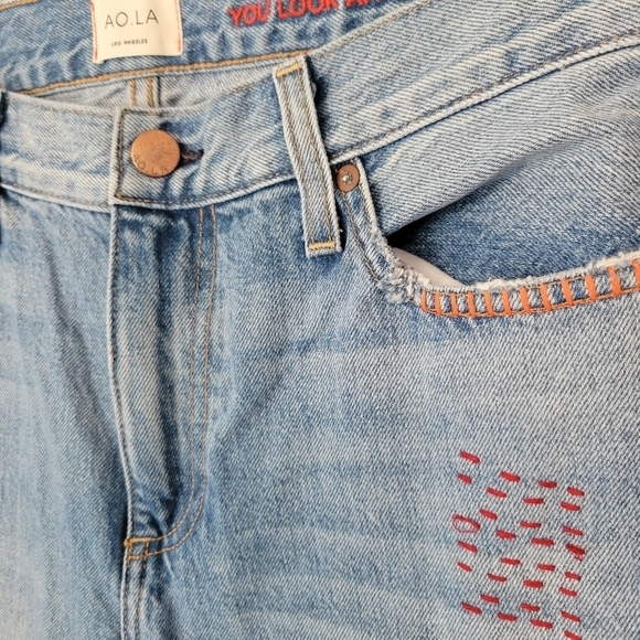 AO.LA Alice & Olivia Amazing Scott Boyfriend Cropped Jeans 32 - Picture 4 of 9